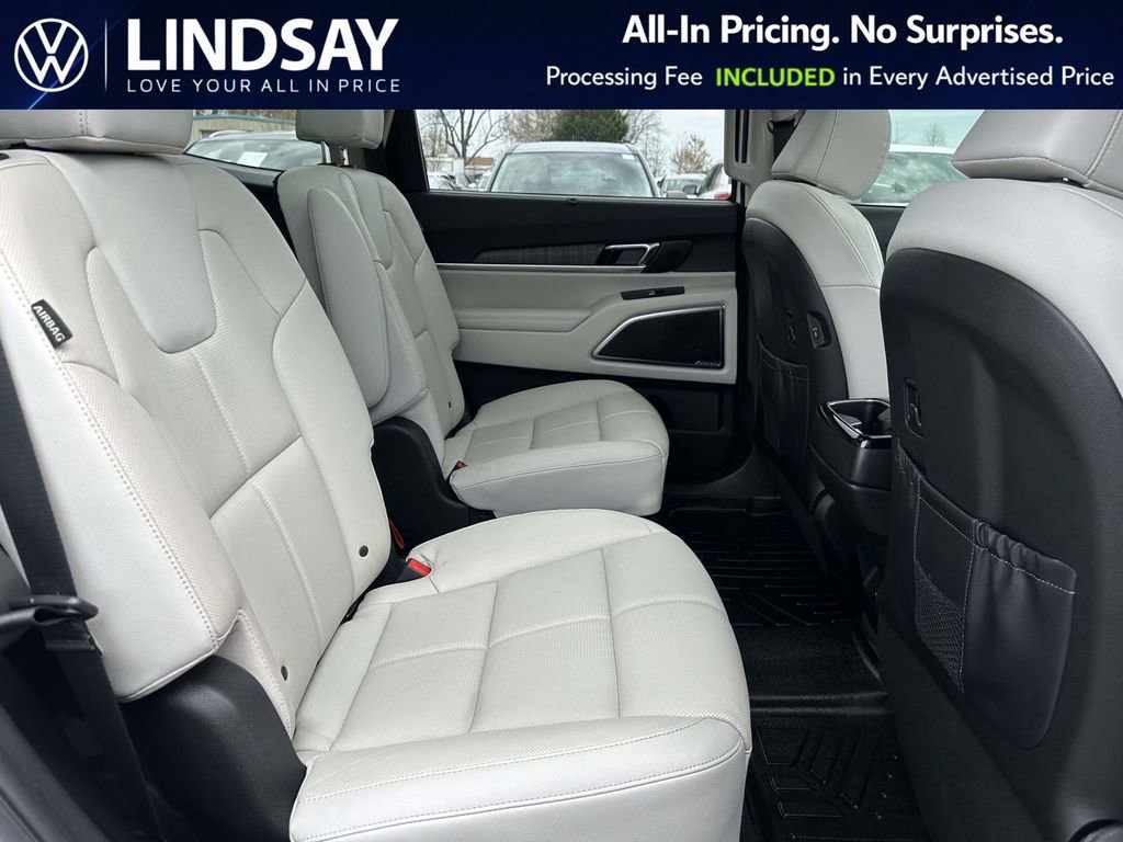 Used 2023 Kia Telluride SX FWD image 13