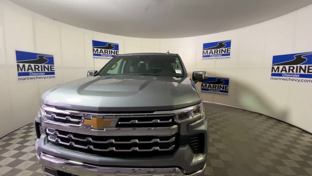 Used 2024 Chevrolet Silverado 1500 LTZ w/ LTZ Convenience Package II AWD/4WD image 5