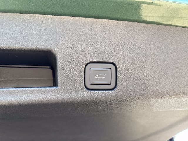 New 2027 Chevrolet Traverse LT AWD/4WD image 25