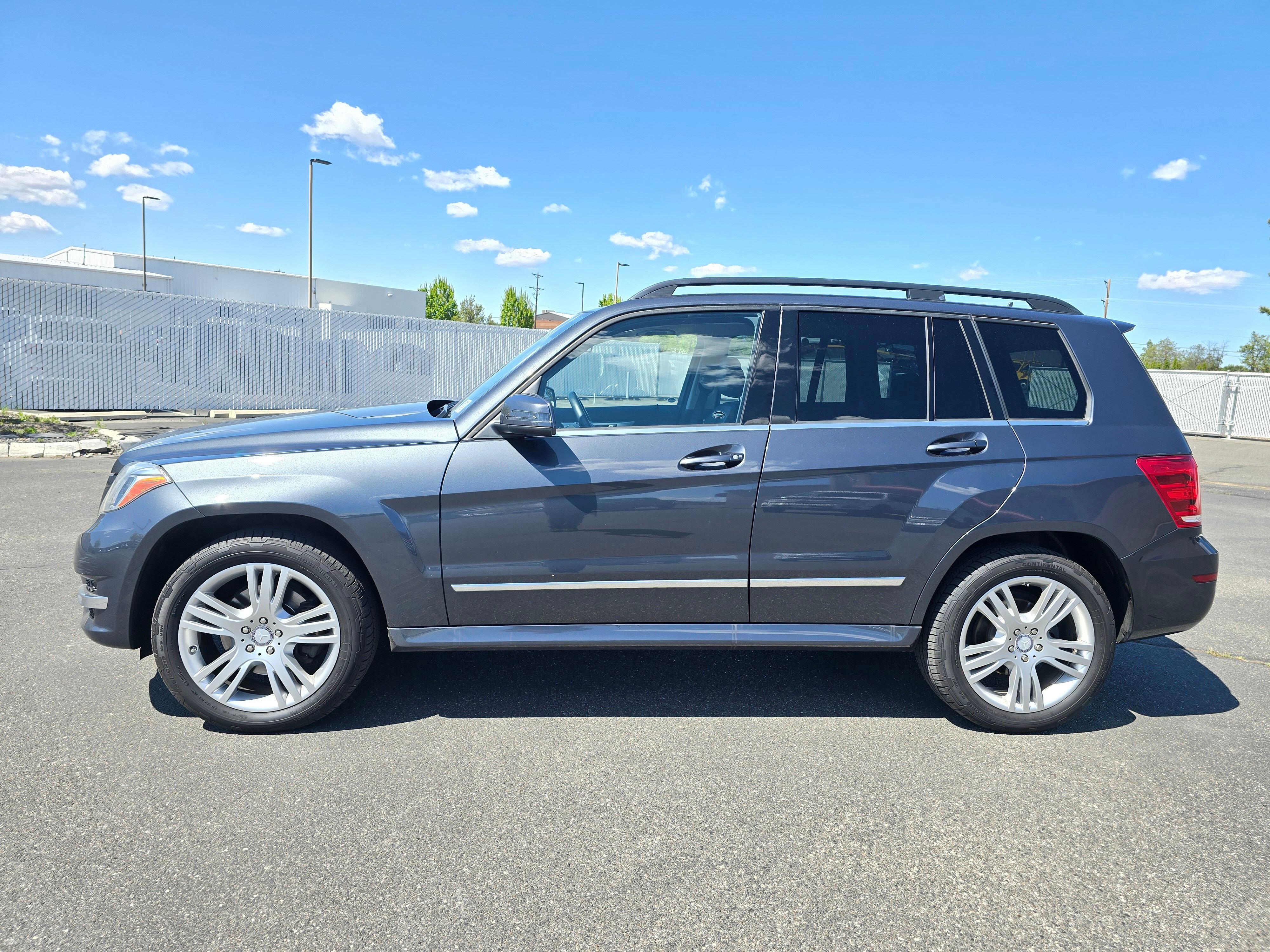Used 2014 Mercedes-Benz GLK 350 4MATIC image 34
