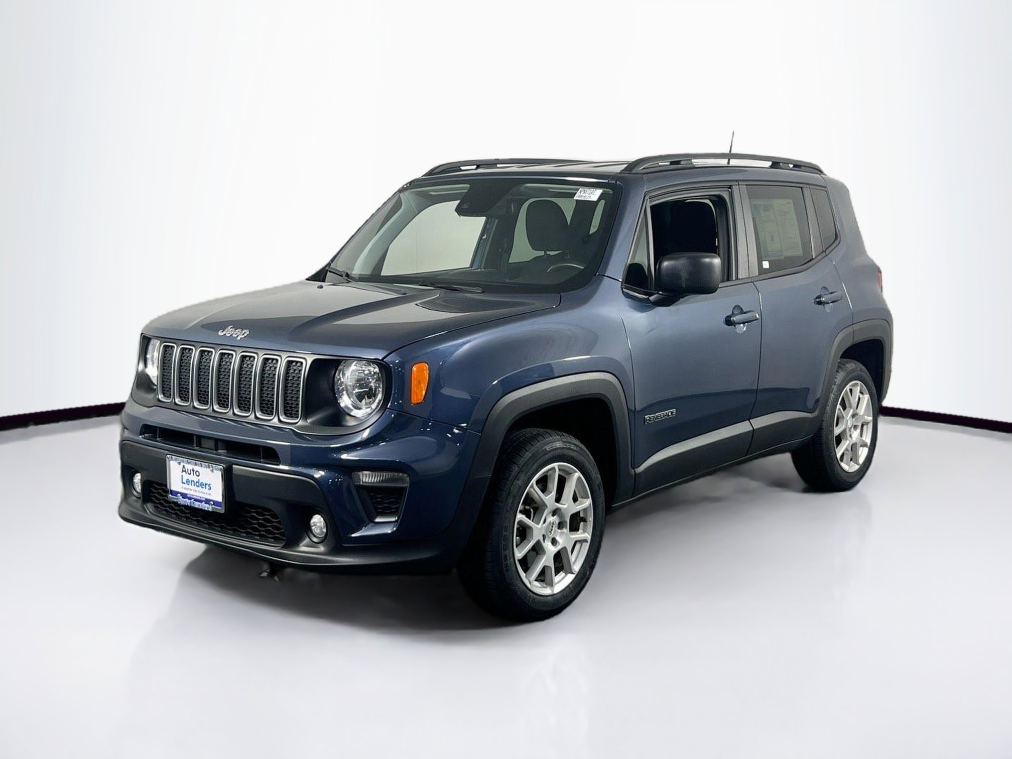 Used 2022 Jeep Renegade Latitude w/ Convenience Group image 1