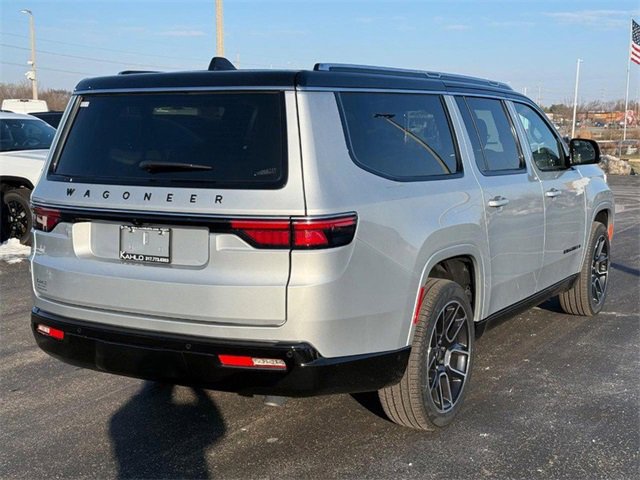 New 2025 Jeep Wagoneer L Series III image 3