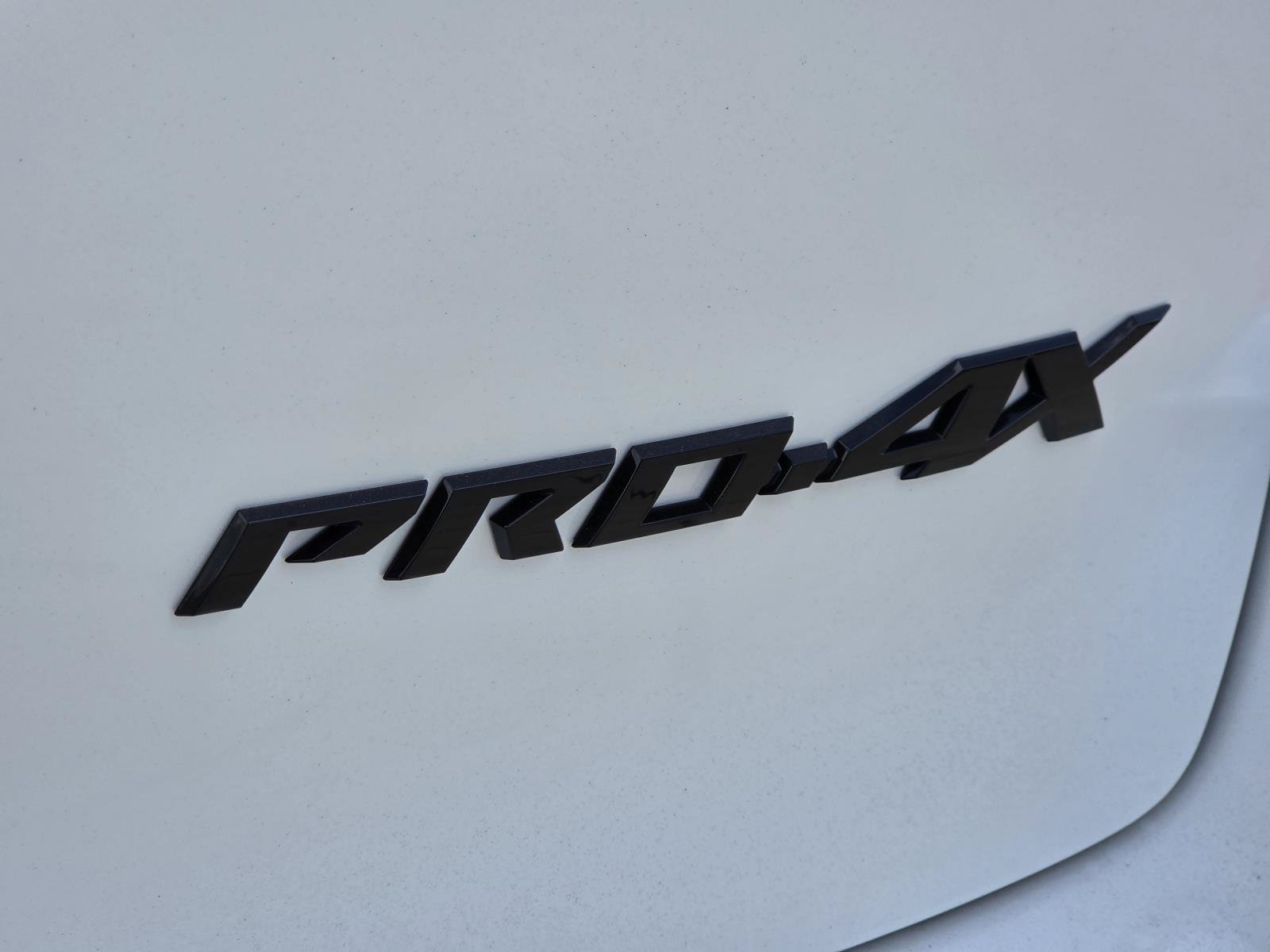 New 2027 Nissan Armada PRO-4X AWD/4WD image 10