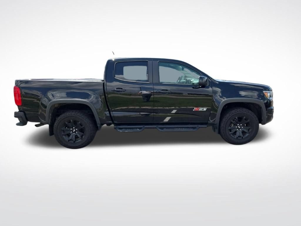 Used 2018 Chevrolet Colorado Z71 w/ Z71 Midnight Edition AWD/4WD image 3