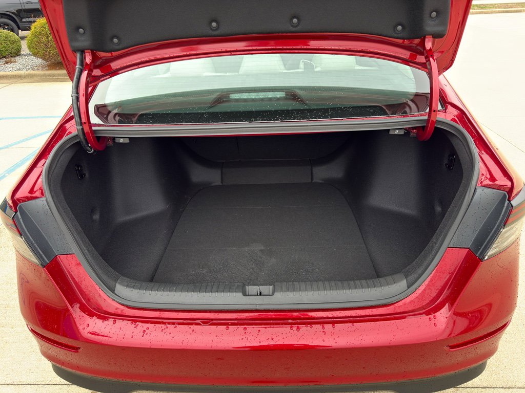 Used 2025 Honda Accord SE image 15