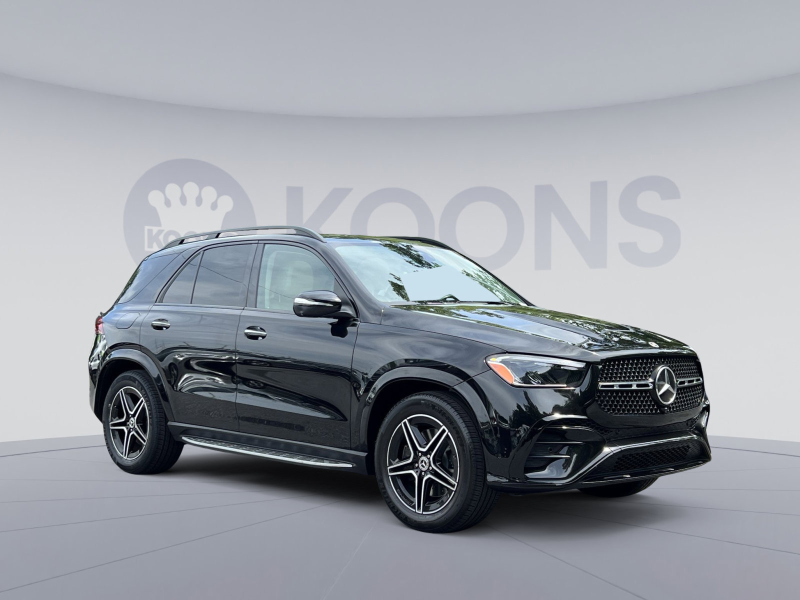 Used 2024 Mercedes-Benz GLE 350 4MATIC image 2