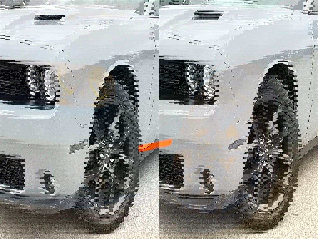 Used 2021 Dodge Challenger SXT w/ Blacktop Package image 2