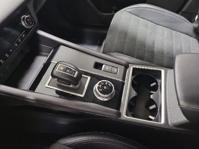Used 2024 Mitsubishi Outlander SE FWD image 27