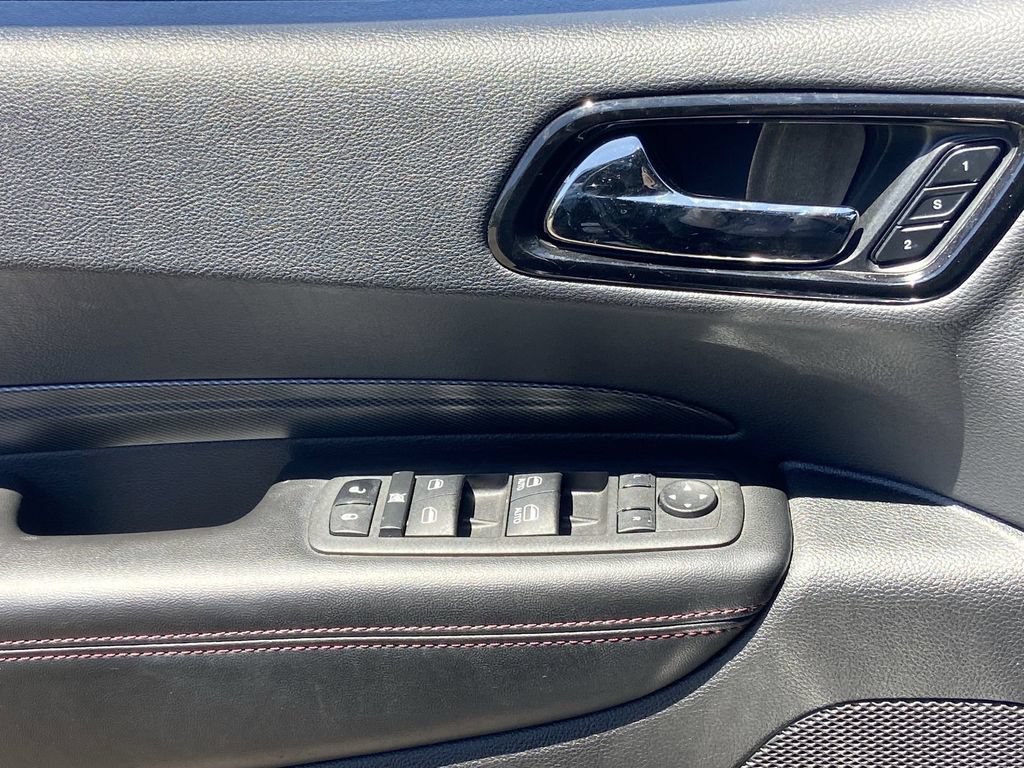 Used 2022 Dodge Durango R/T w/ Blacktop Package AWD/4WD image 19