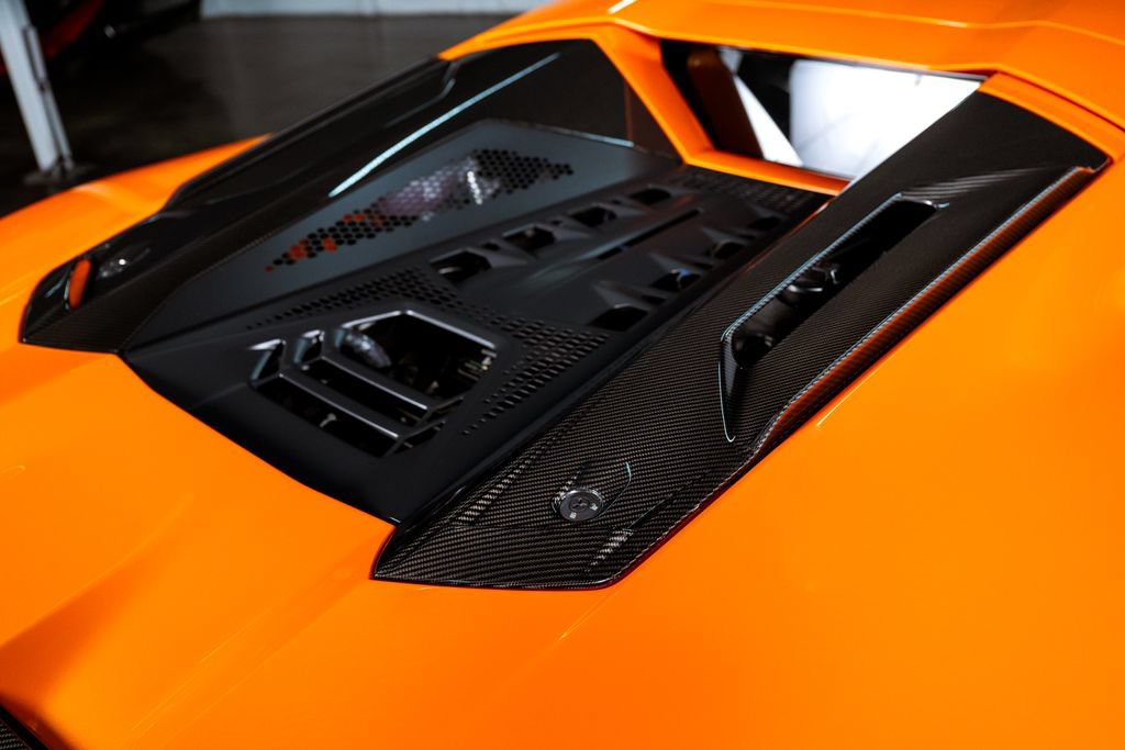 Used 2026 Lamborghini Temerario AWD/4WD image 48