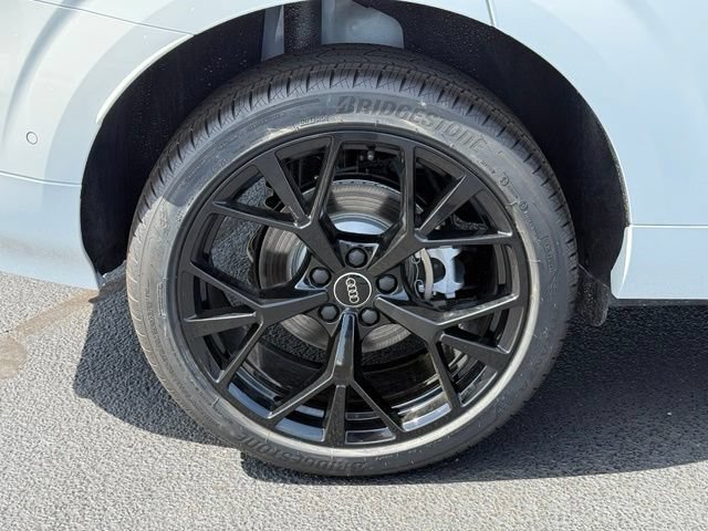 New 2026 Audi Q3 quattro 2.0T AWD/4WD image 11
