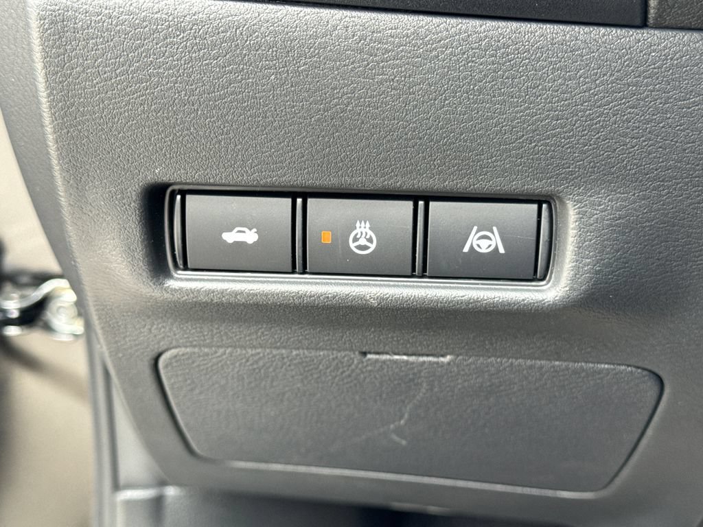 New 2026 Nissan Sentra SR w/ SR Premium Package FWD image 29