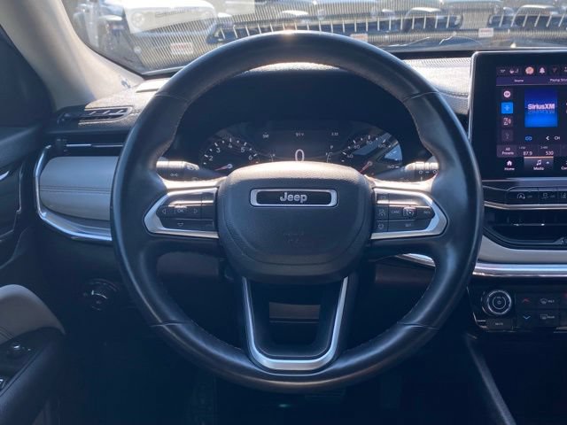 Used 2022 Jeep Compass Limited AWD/4WD image 28