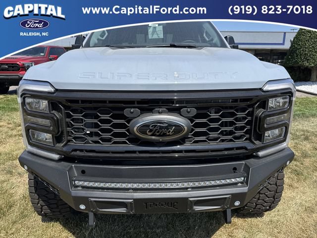 New 2026 Ford F250 Lariat w/ Black Appearance Package AWD/4WD image 10