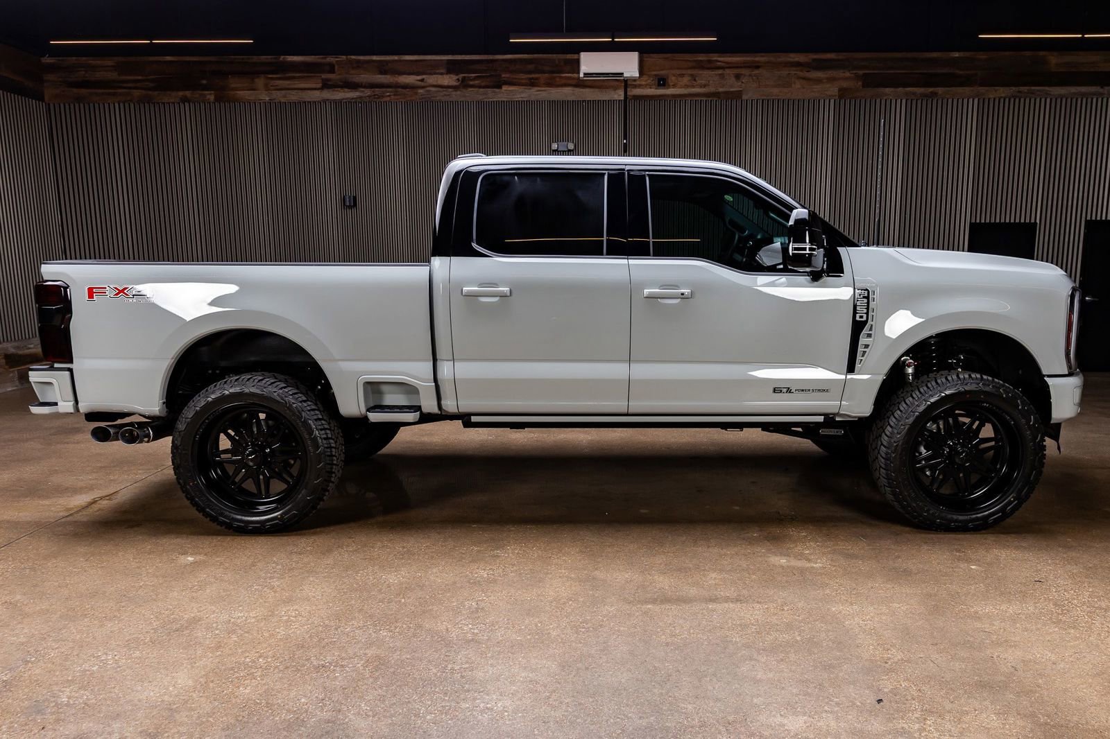 Used 2026 Ford F250 Platinum image 11