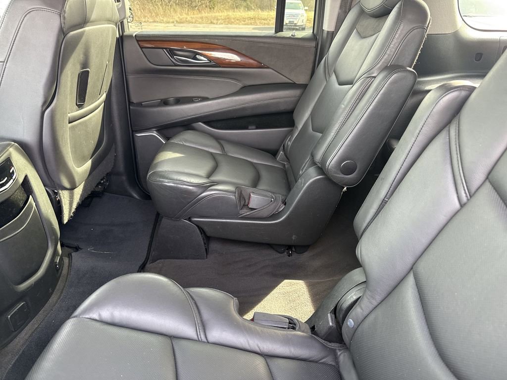 Certified 2020 Cadillac Escalade ESV Luxury image 32