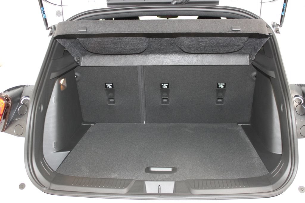 New 2026 Chevrolet Trax RS w/ Sunroof Package FWD image 29