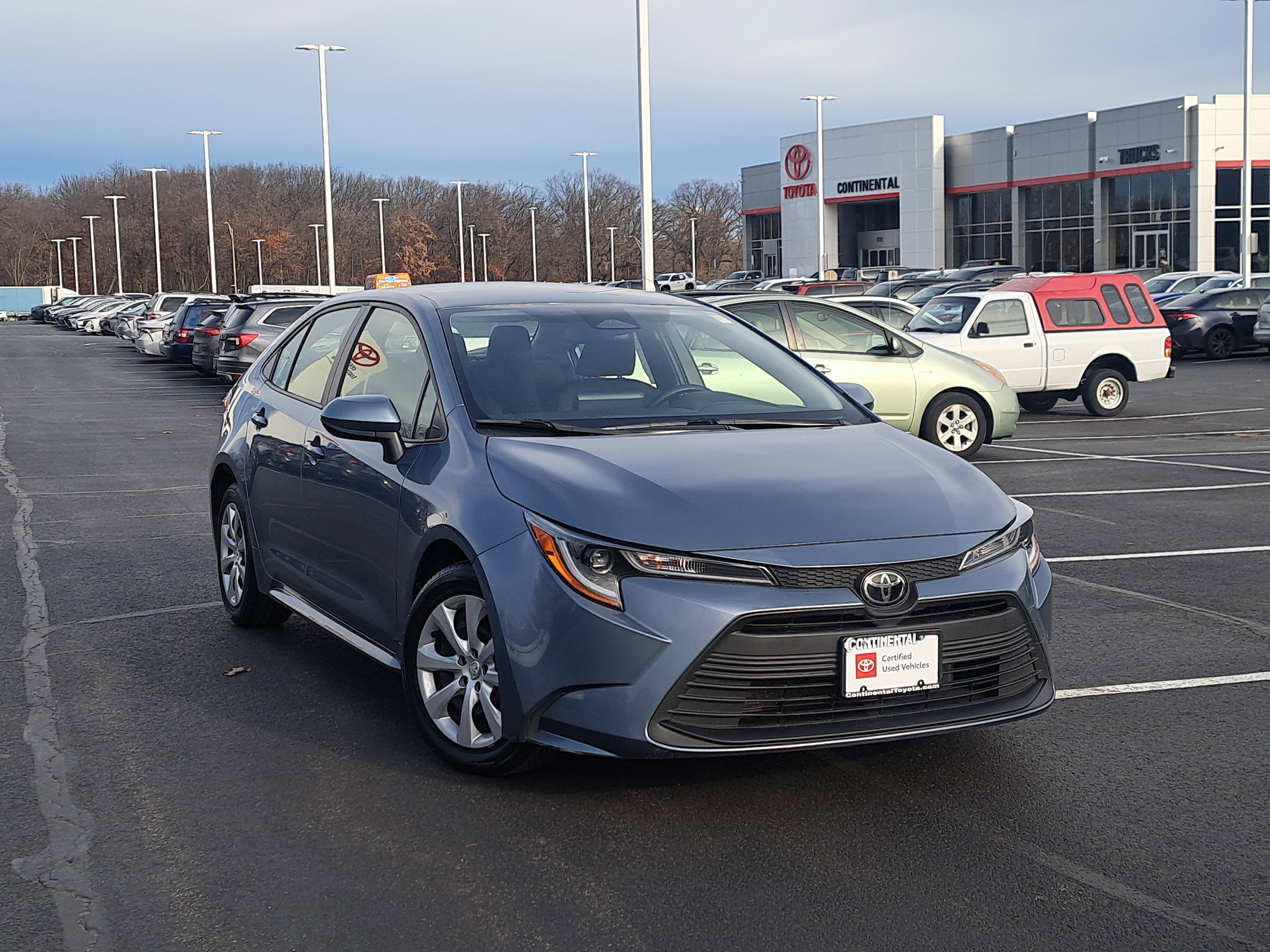 Certified 2023 Toyota Corolla LE image 2