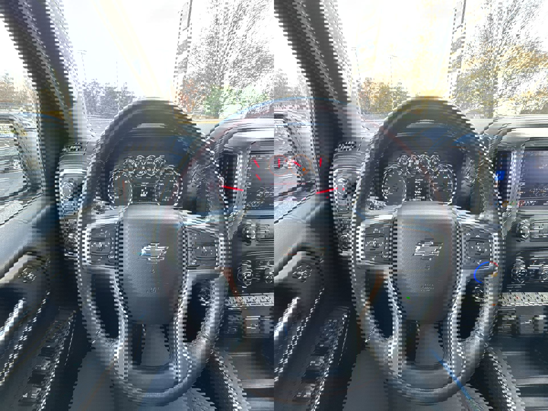 Used 2019 Chevrolet Silverado 1500 RST image 14