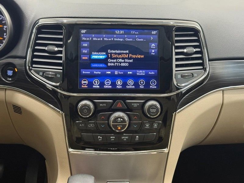 Used 2019 Jeep Grand Cherokee Limited w/ Trailer Tow Group IV AWD/4WD image 10