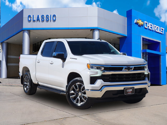 Used 2024 Chevrolet Silverado 1500 LT w/ Leather Package RWD image 2
