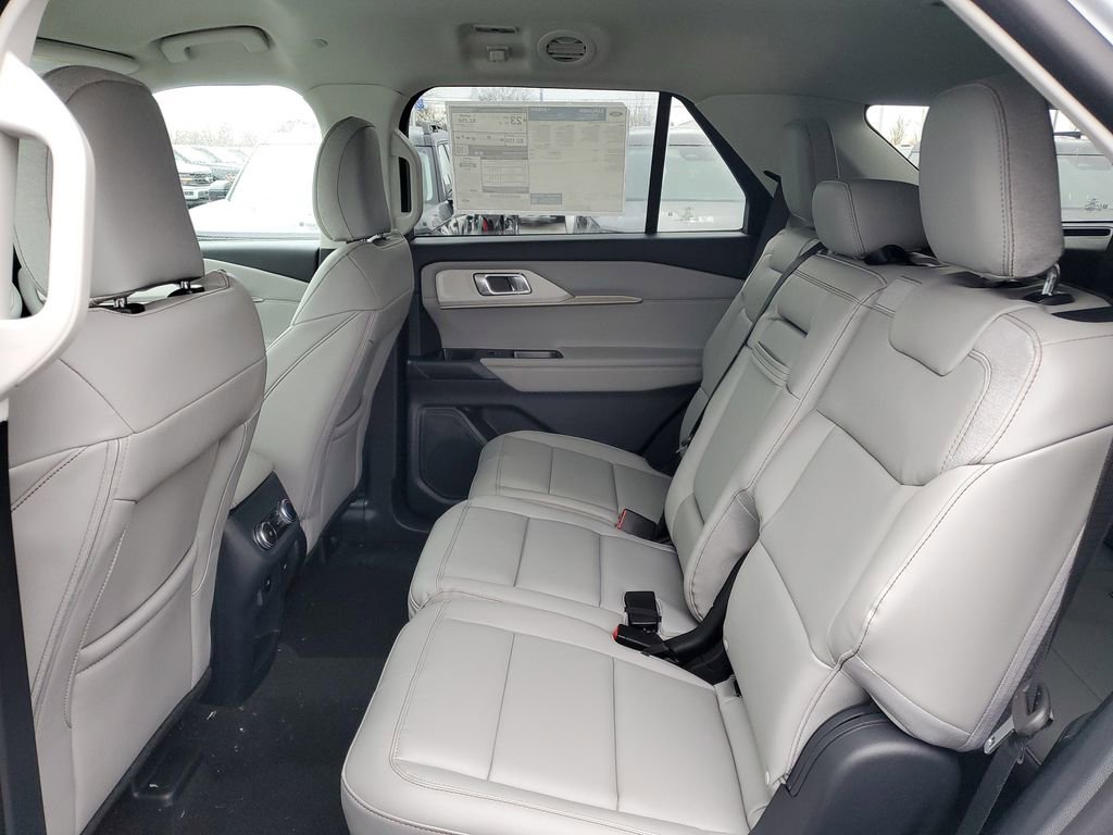 New 2026 Ford Explorer Active w/ Active Comfort Package image 29