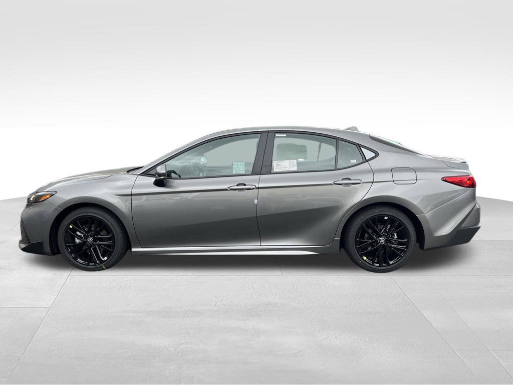 New 2026 Toyota Camry SE w/ Convenience Package FWD image 2