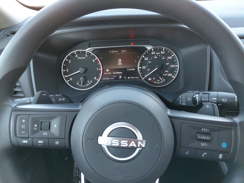 Used 2024 Nissan Rogue SV image 34