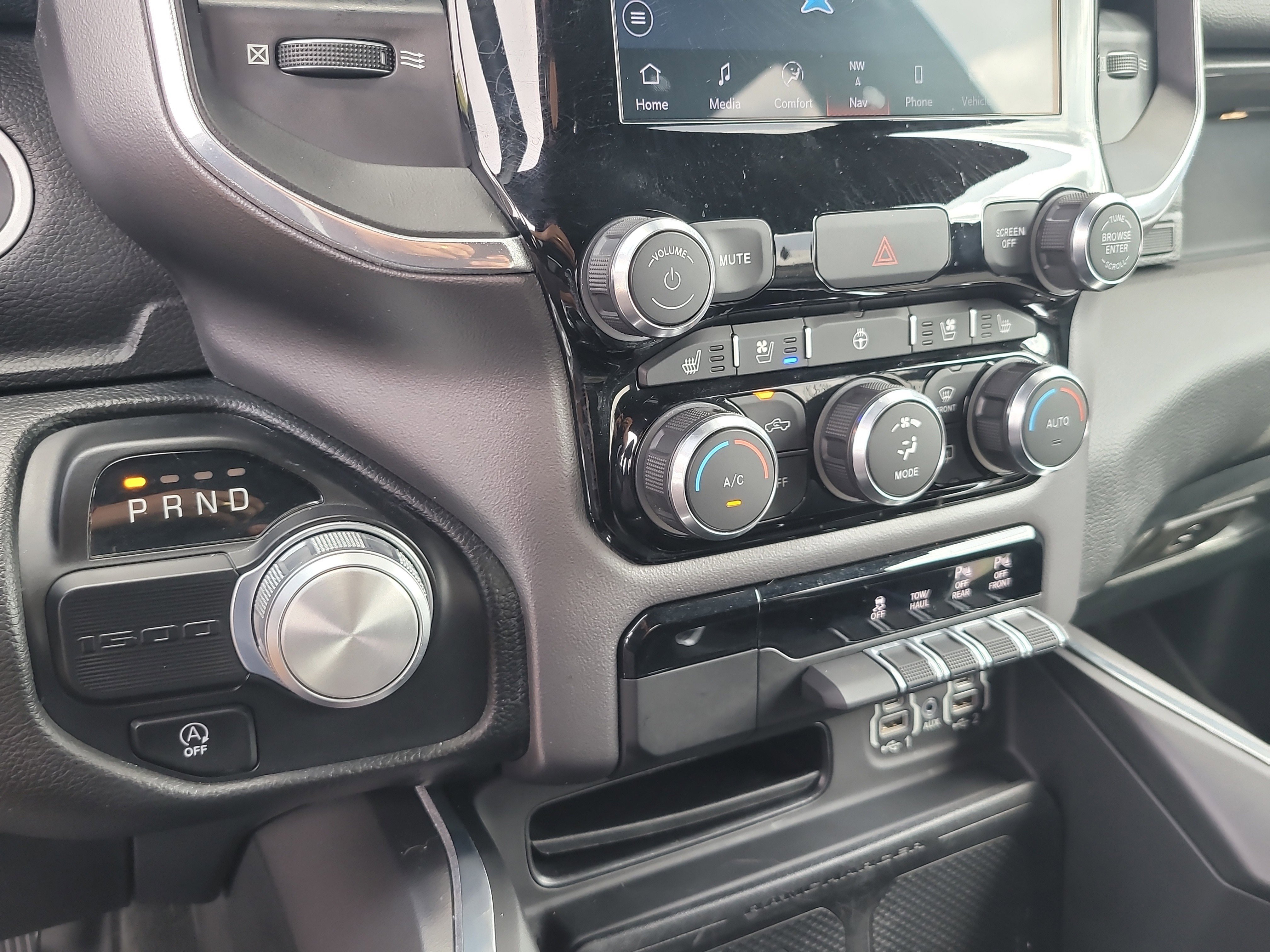 Used 2022 RAM 1500 Laramie RWD image 24