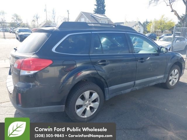 Used 2010 Subaru Outback 2.5i Premium image 4