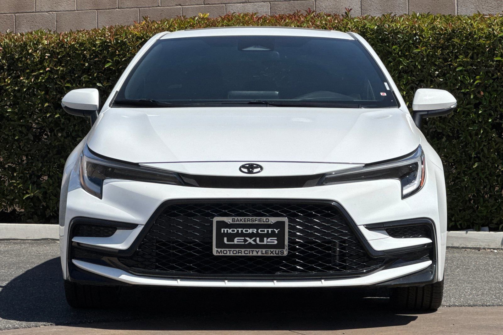 Used 2023 Toyota Corolla SE w/ SE Premium Package FWD image 10