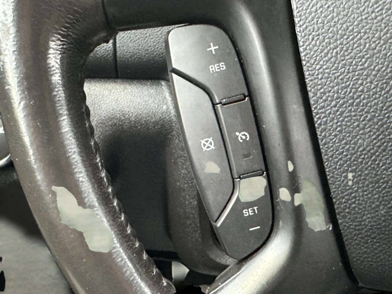 Used 2014 Buick Enclave Leather AWD/4WD image 39