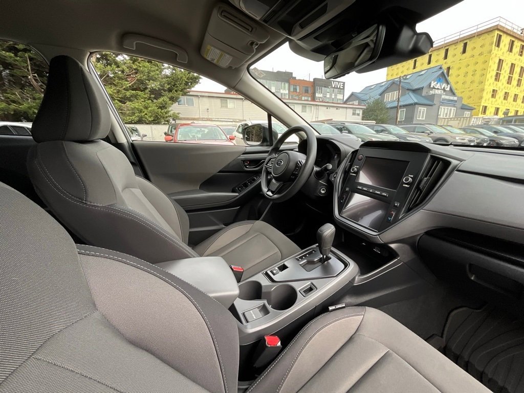 Used 2024 Subaru Crosstrek 2.0i image 18