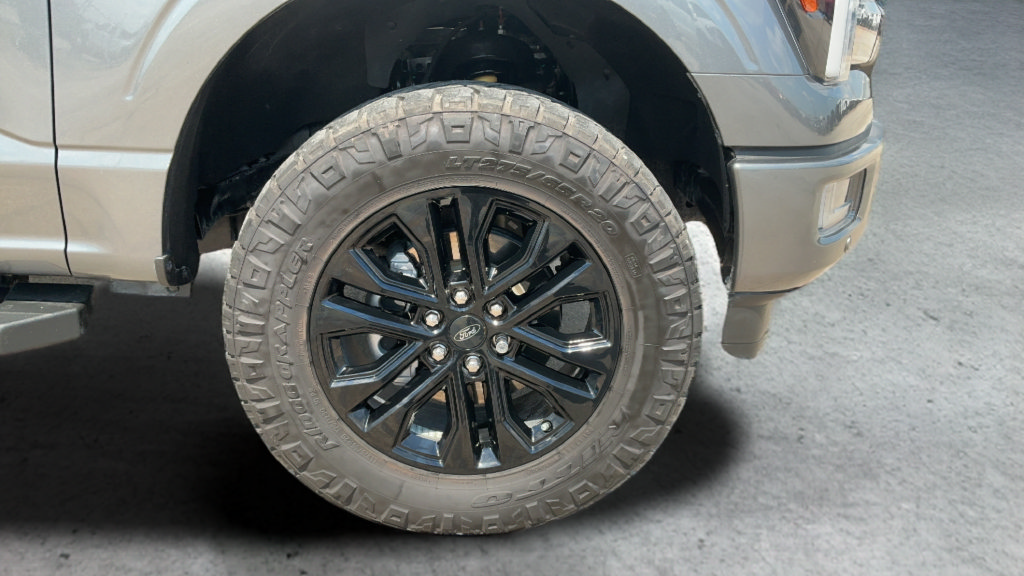 Used 2024 Ford F150 Lariat w/ FX4 Off-Road Package AWD/4WD image 24