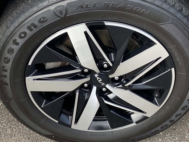 Used 2022 Kia Sorento S image 26