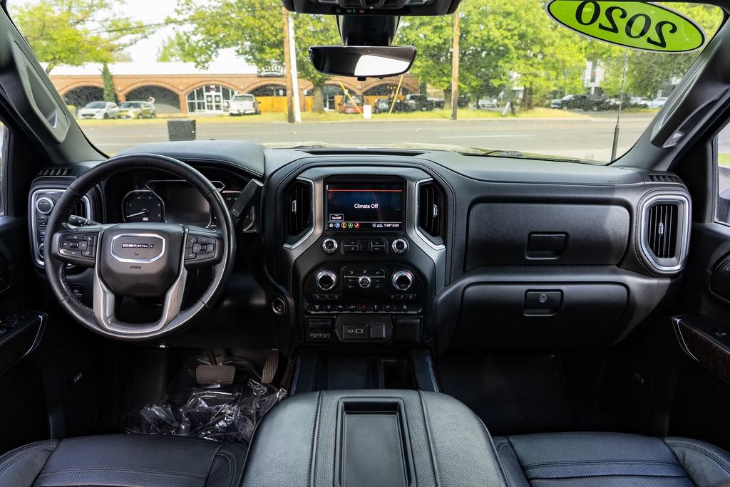 Used 2020 GMC Sierra 2500 Denali w/ Denali Ultimate Package AWD/4WD image 10