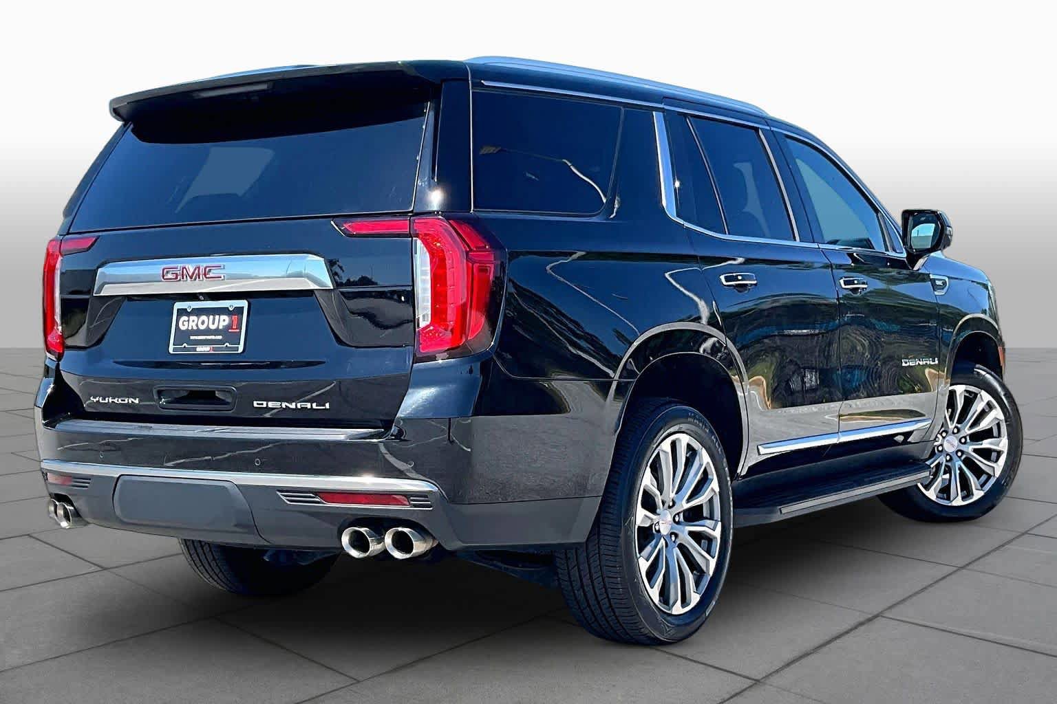 Used 2021 GMC Yukon Denali AWD/4WD image 13