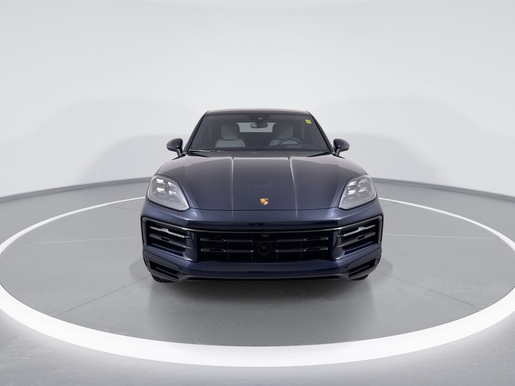 Used 2024 Porsche Cayenne Coupe AWD/4WD image 3