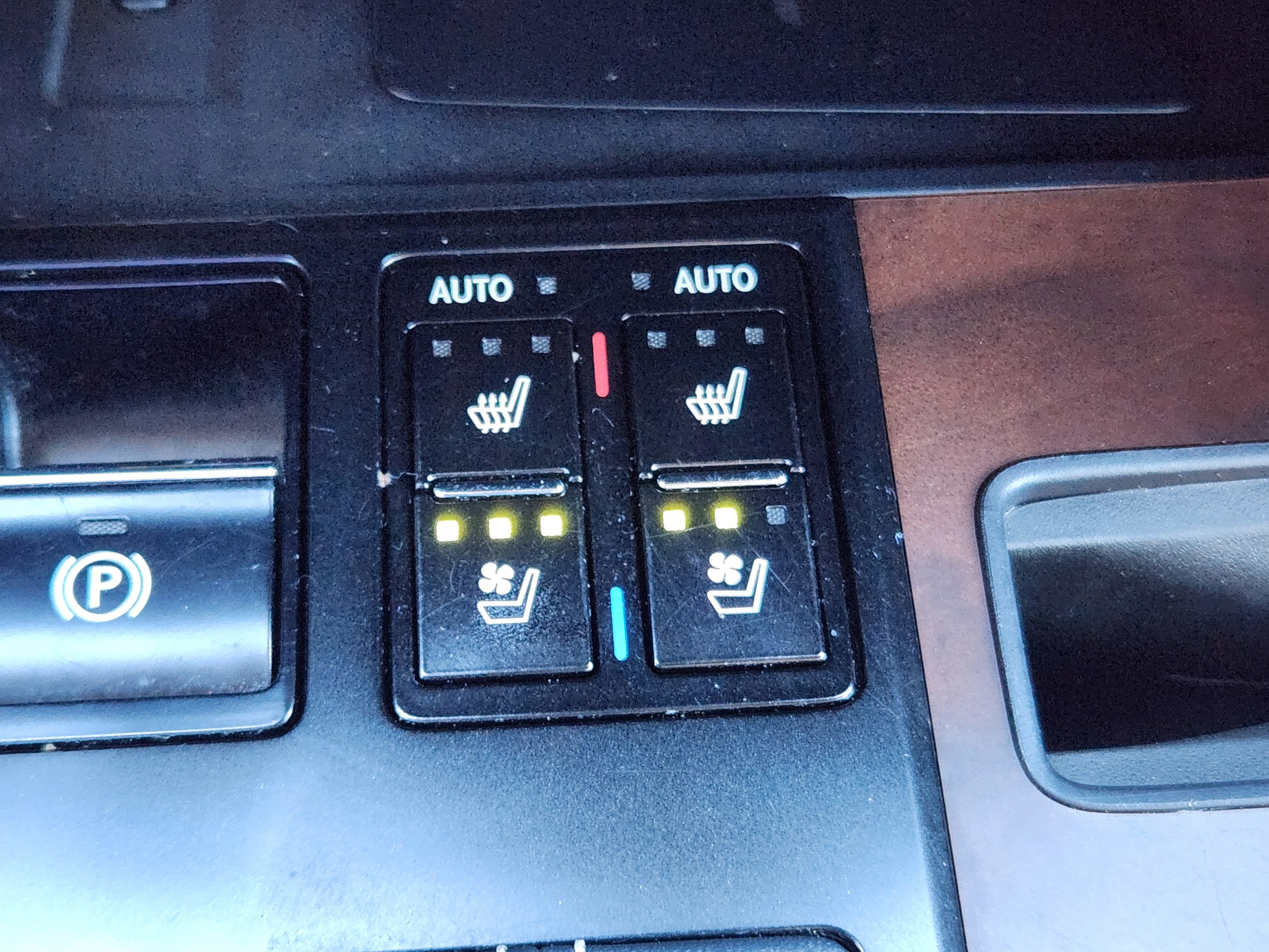 Used 2022 Lexus RX 350 AWD w/ Premium Package image 27
