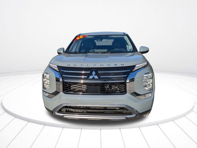 New 2026 Mitsubishi Outlander SE image 9