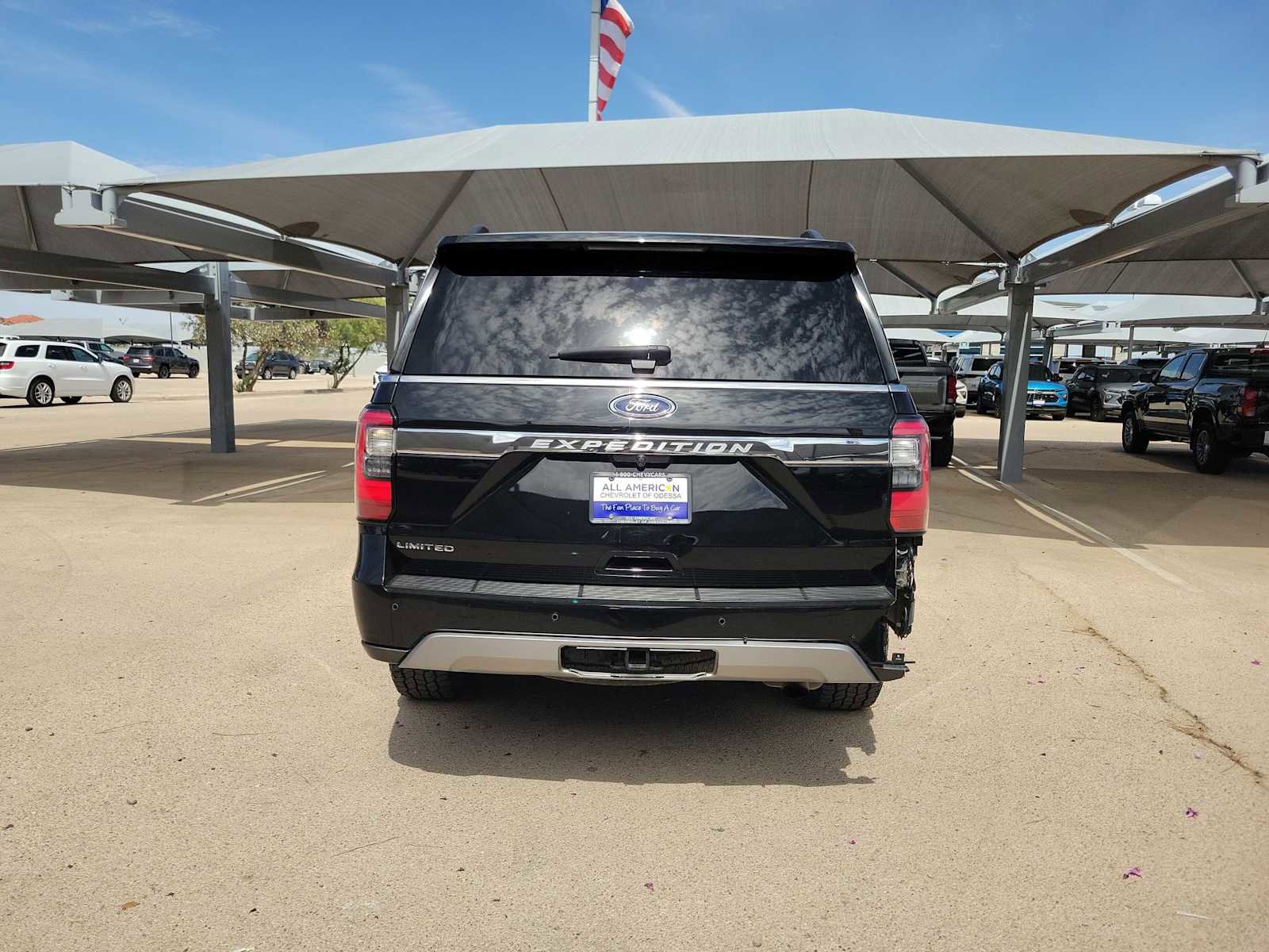 Used 2018 Ford Expedition Limited w/ Equipment Group 301A RWD image 7