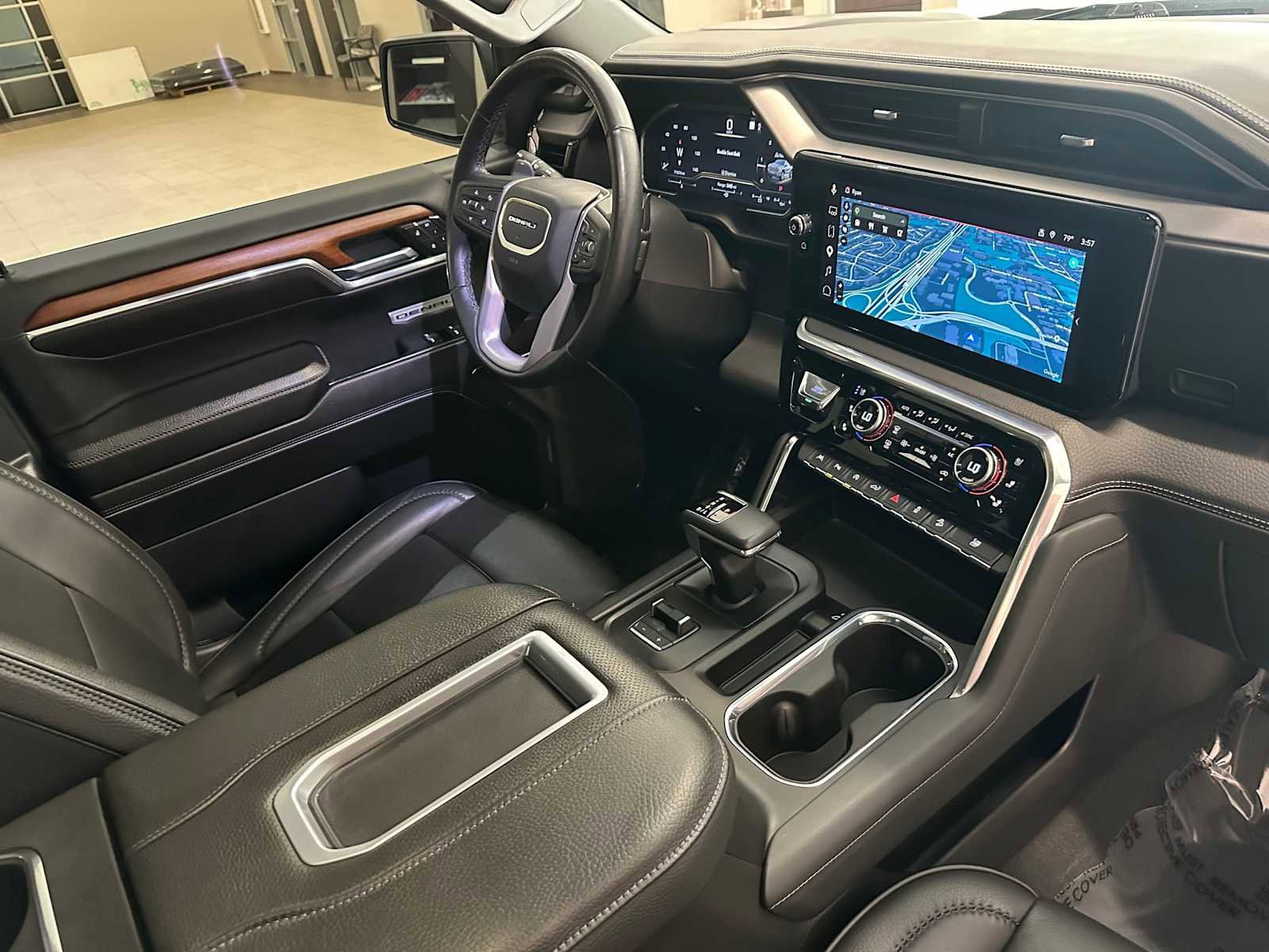 Used 2022 GMC Sierra 1500 Denali AWD/4WD image 29
