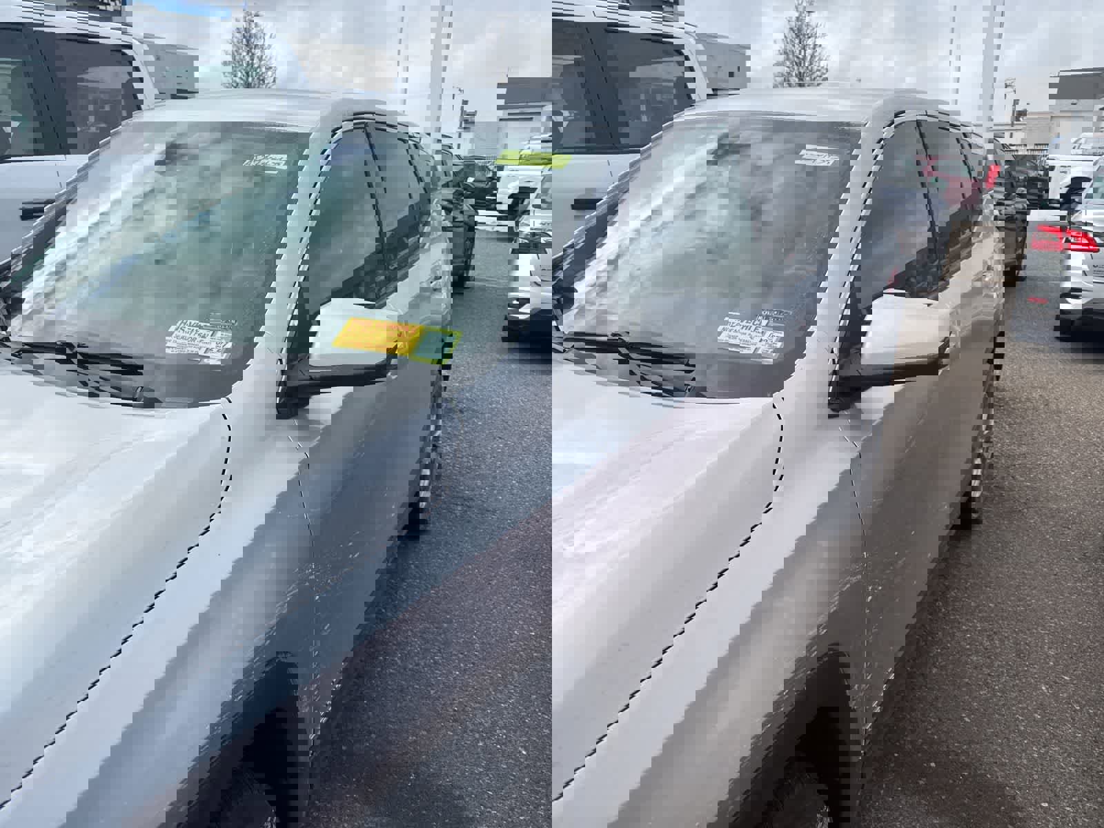 Used 2018 GMC Terrain SLE image 23