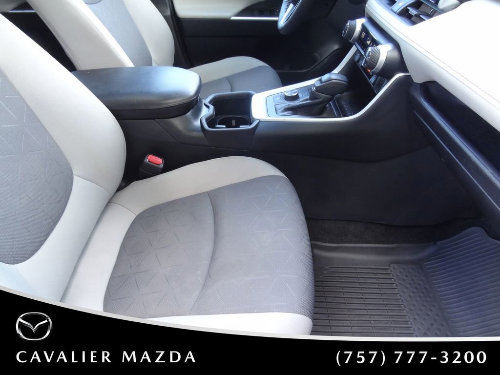 Used 2024 Toyota RAV4 XLE w/ Convenience Package AWD/4WD image 17