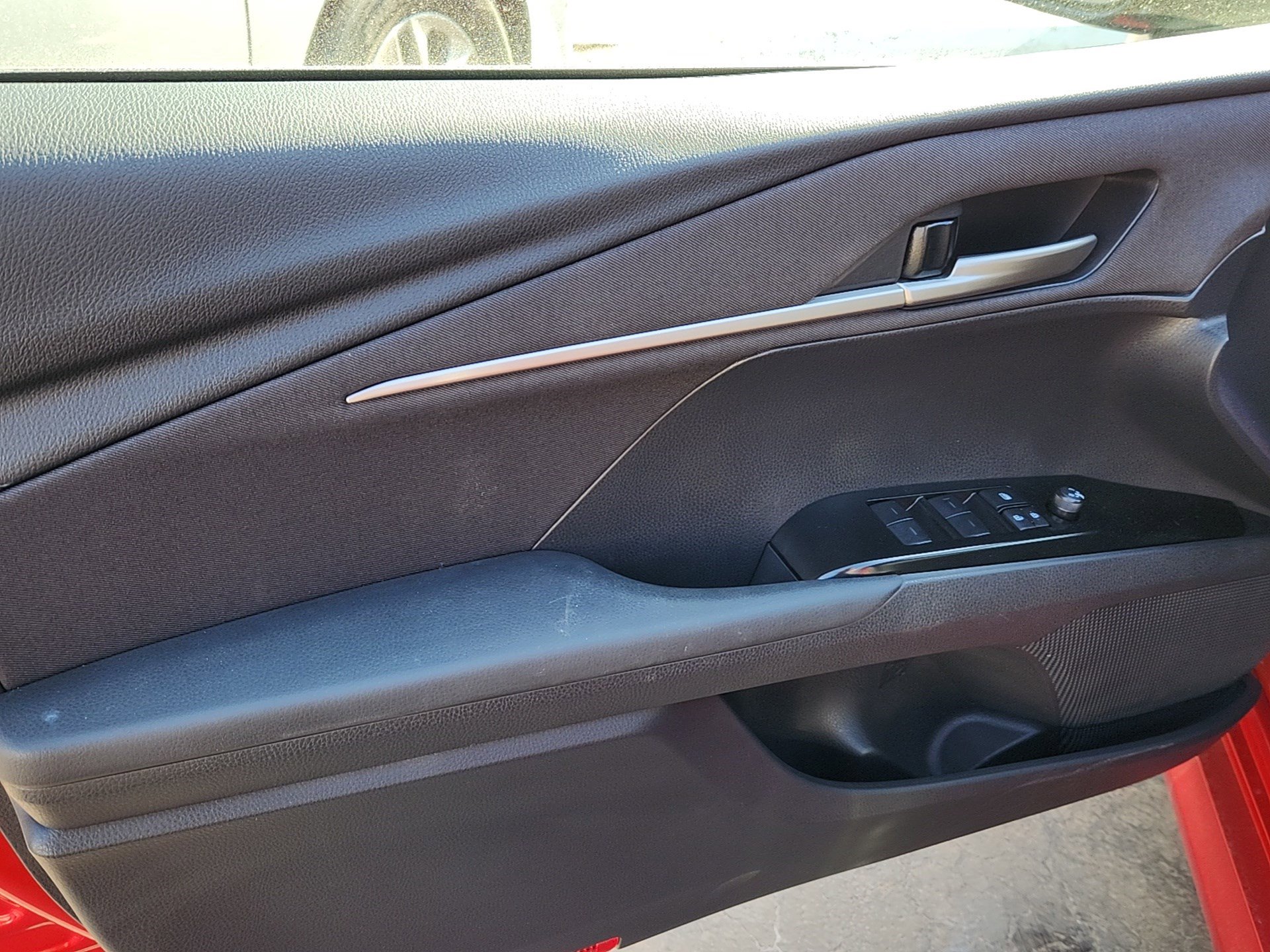 Certified 2025 Toyota Camry LE image 10