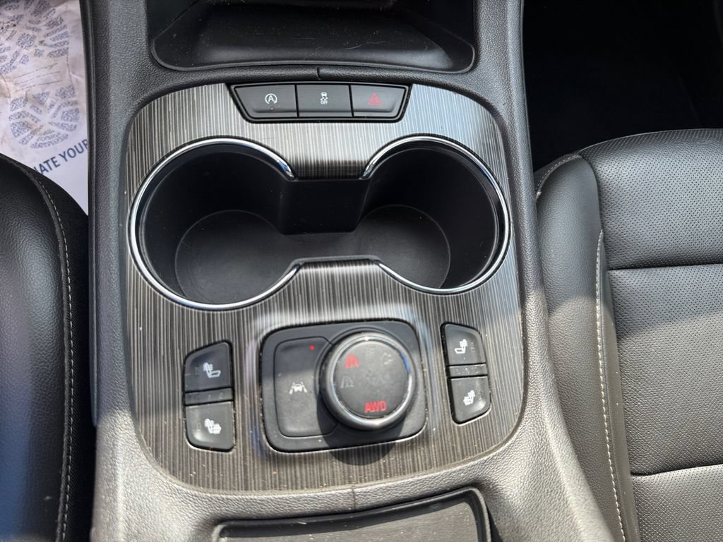 Used 2023 GMC Acadia SLT AWD/4WD image 30