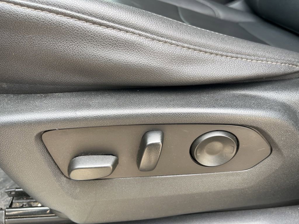 Used 2024 Chevrolet Silverado 3500 LTZ w/ LTZ Premium Package image 12