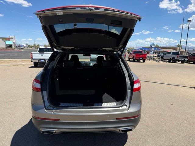 Used 2017 Lincoln MKX Reserve AWD/4WD image 40