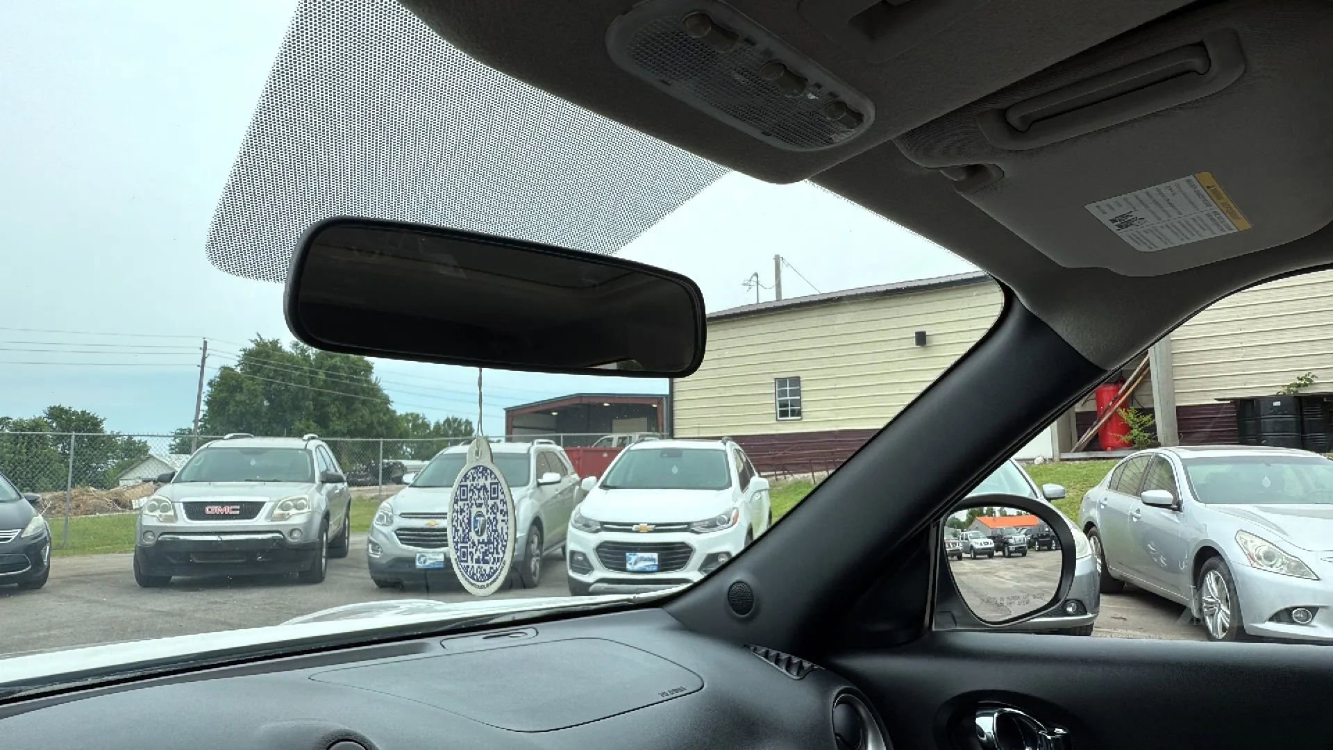 Used 2014 Nissan Juke SV w/ Navigation Package image 29