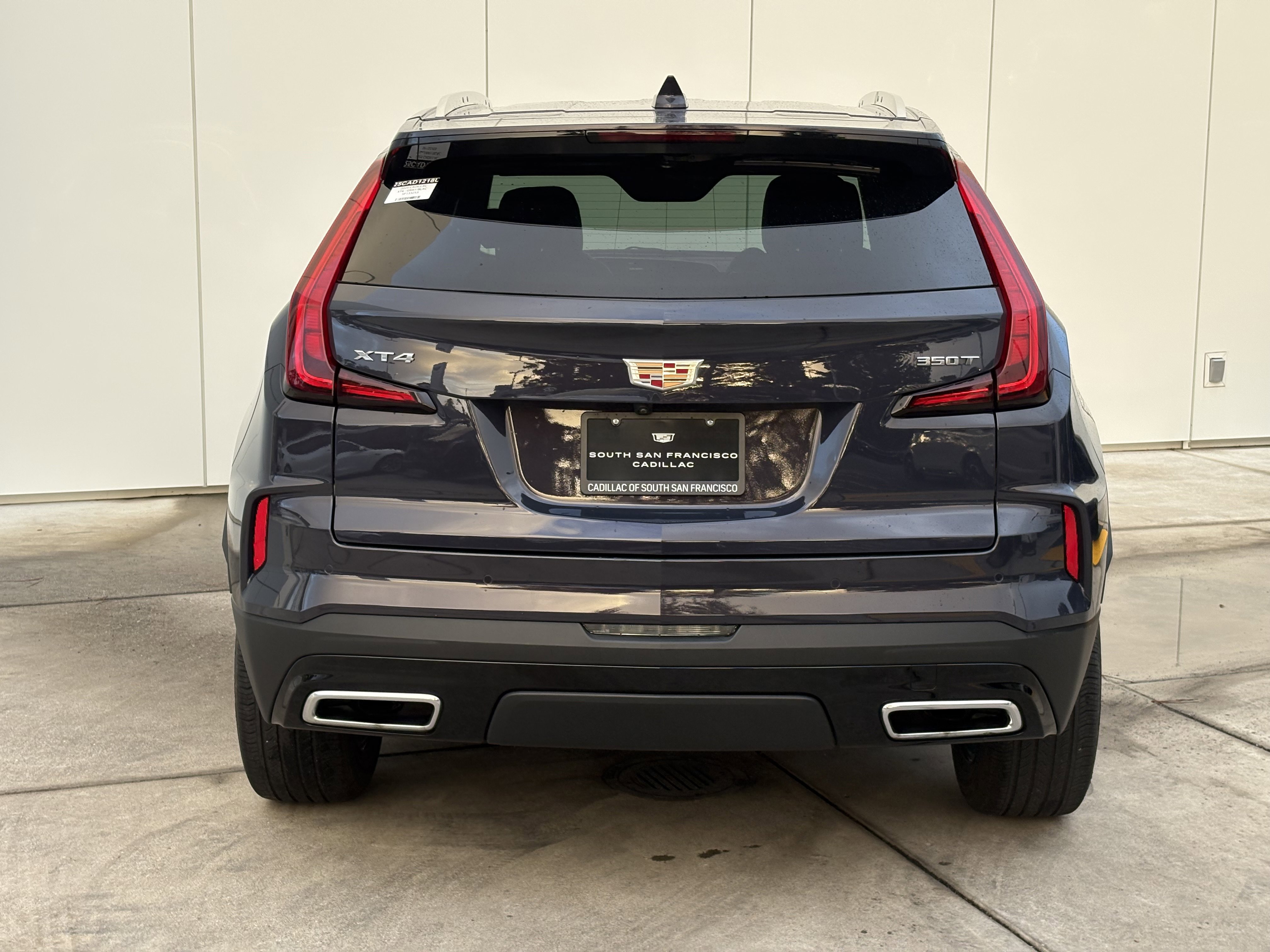 Certified 2025 Cadillac XT4 Premium Luxury image 8